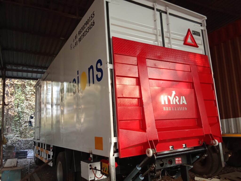 Cantilever Tail Lift