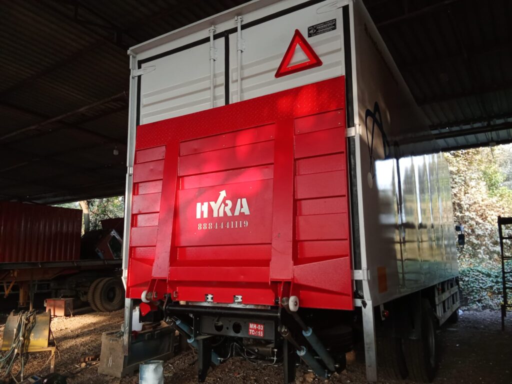 Cantilever Tail Lifts
