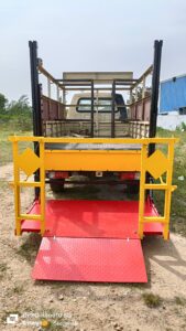 Hydraulic column lift system