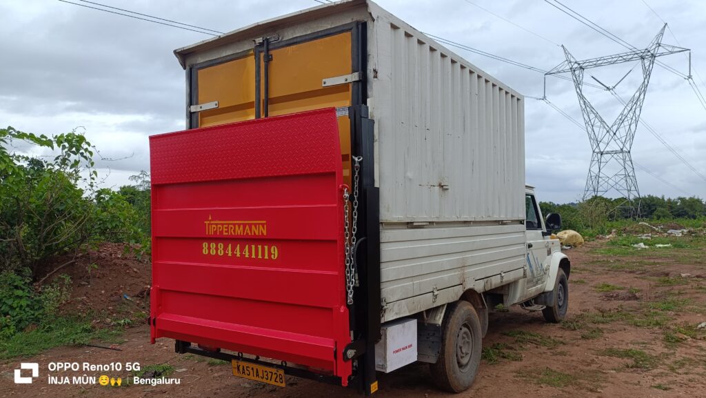 How to Use a Tail Lift